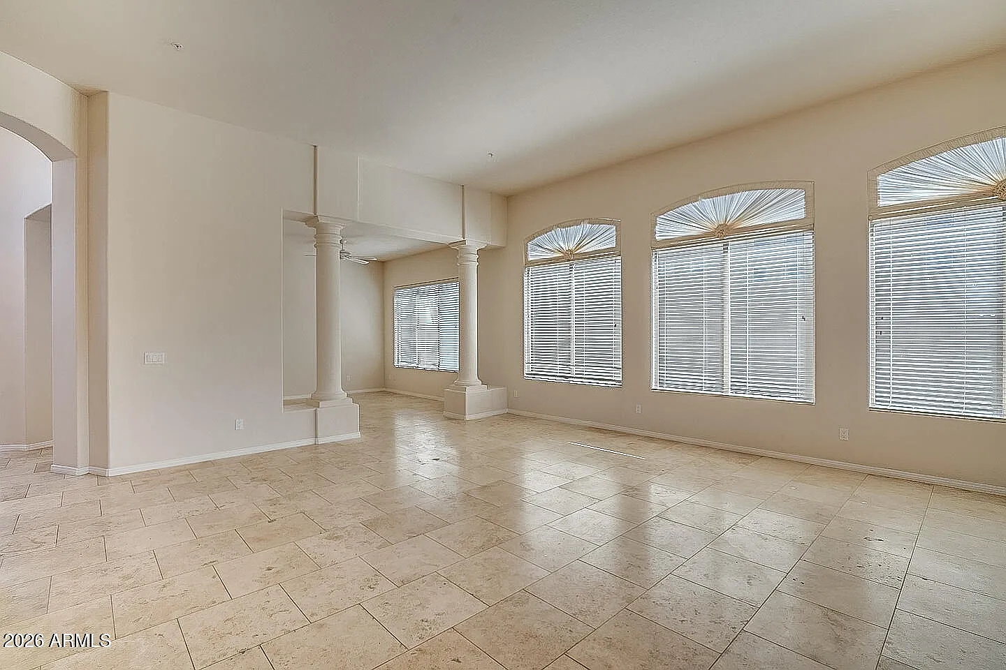 4 bed, 3.5 bath, 2629 sqft, $4,990 — Photo 4