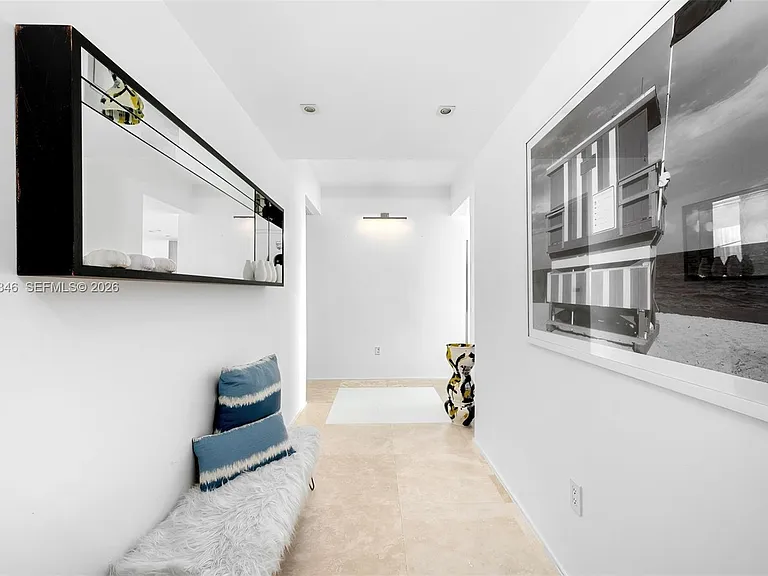 6799 Collins Ave #902 — Photo 9