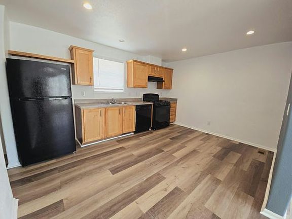 3rd image of 825 N Lamb Blvd #186