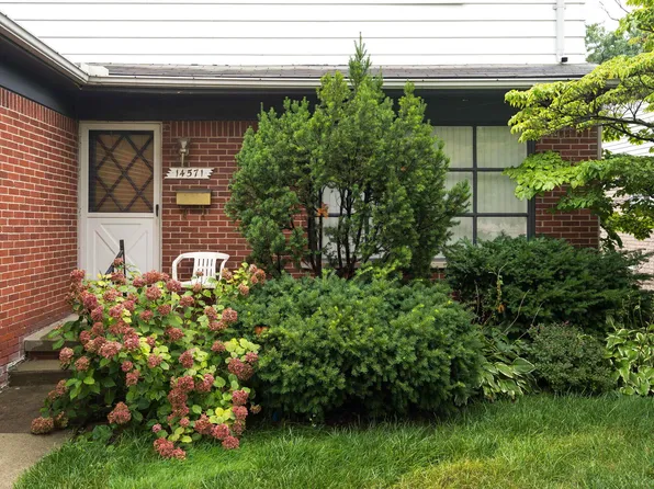 14571 Ludlow St, Oak Park, MI 48237