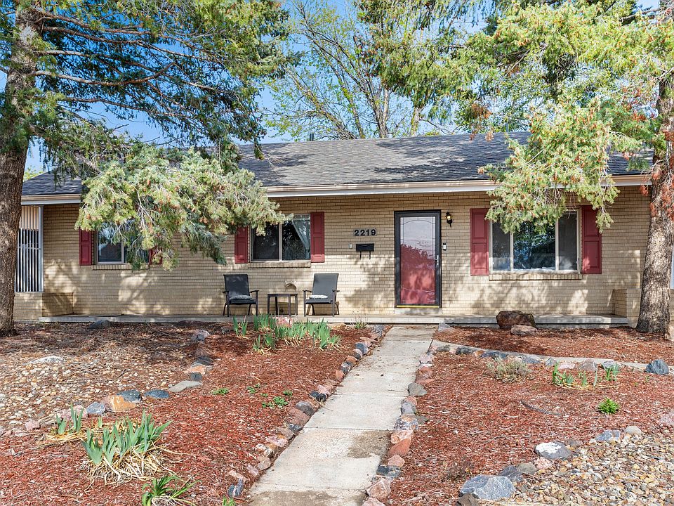 1st image of 2219 Farragut Ave