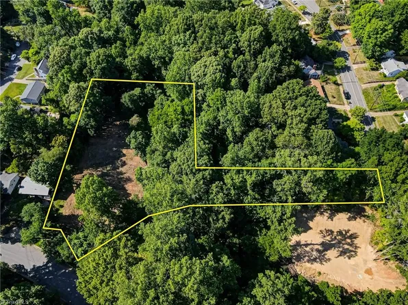 1631 Ardsley St, Winston Salem, NC 27103