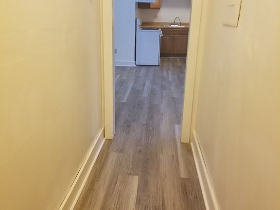 5th image of 35 Summer St