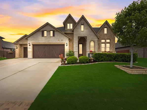 749 Copperleaf Dr, Midlothian, TX 76065