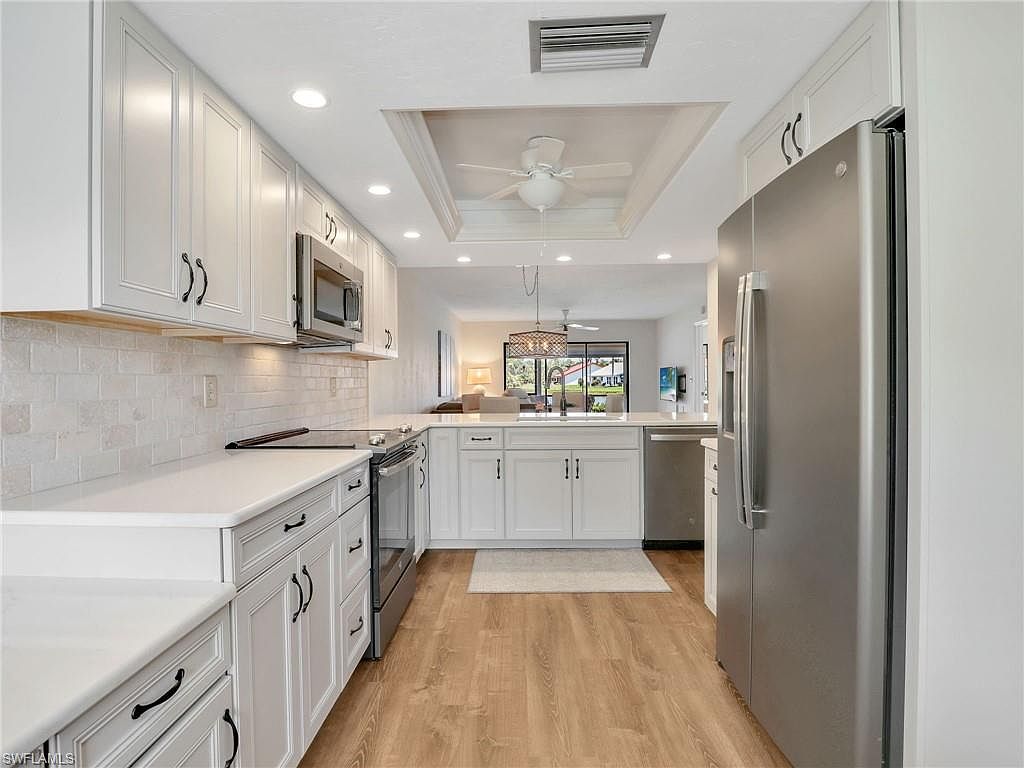 13111 Cross Creek Blvd APT 208