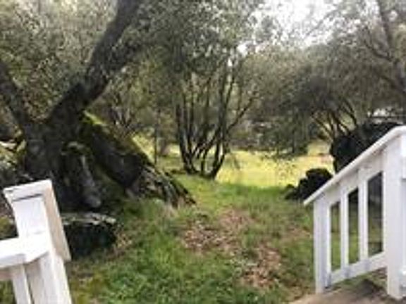 2nd image of 40327 Redbud Dr
