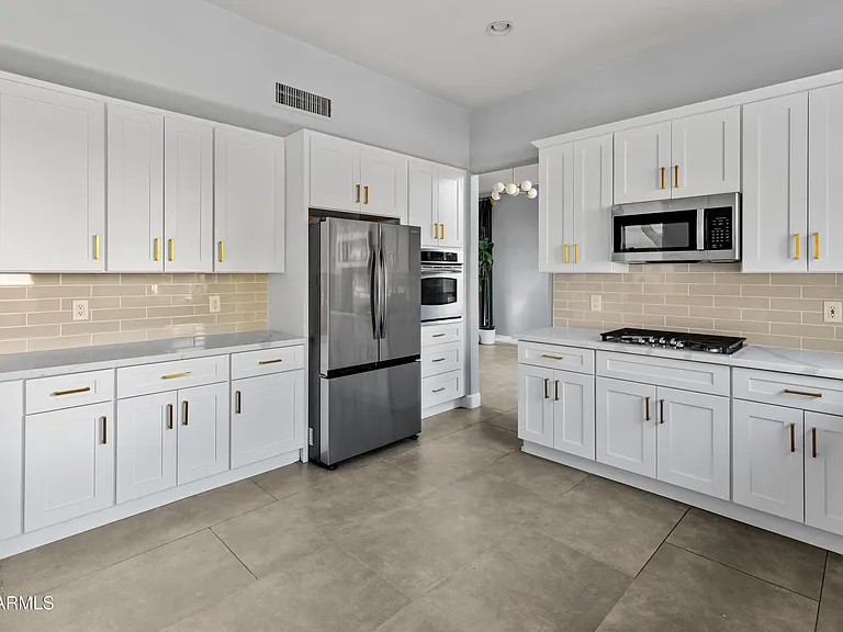 6420 E Montreal Pl — Photo 8