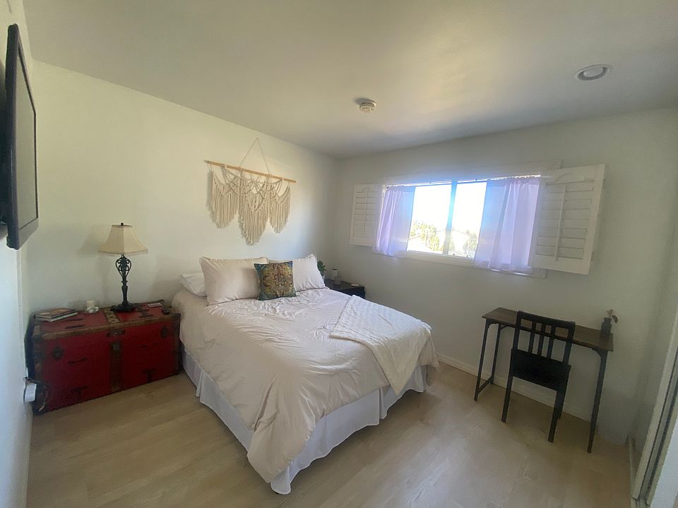 1st image of 345 University Dr APT D4