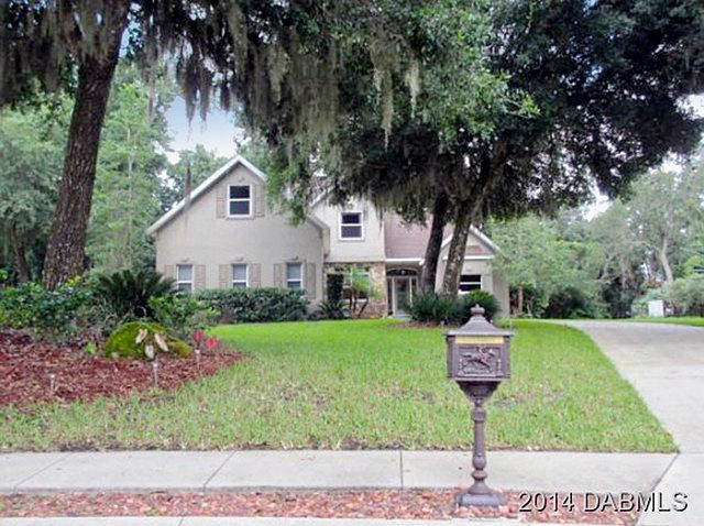 1st image of 15 Saint Charles Pl