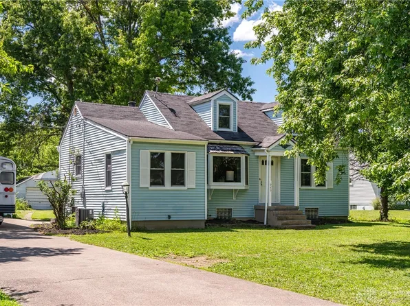 945 S Linden Ave, Miamisburg, OH 45342
