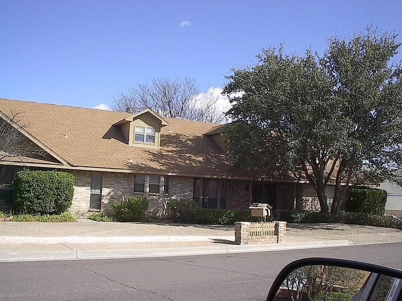 1st image of 2718 N Jade Ave