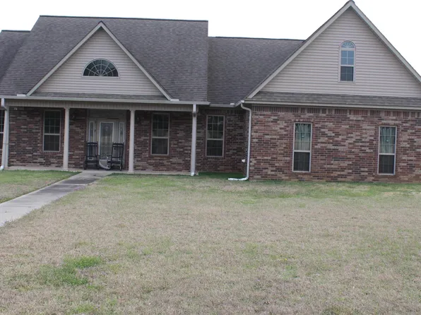 3000 Southern Hills Dr, Hope, AR 71801
