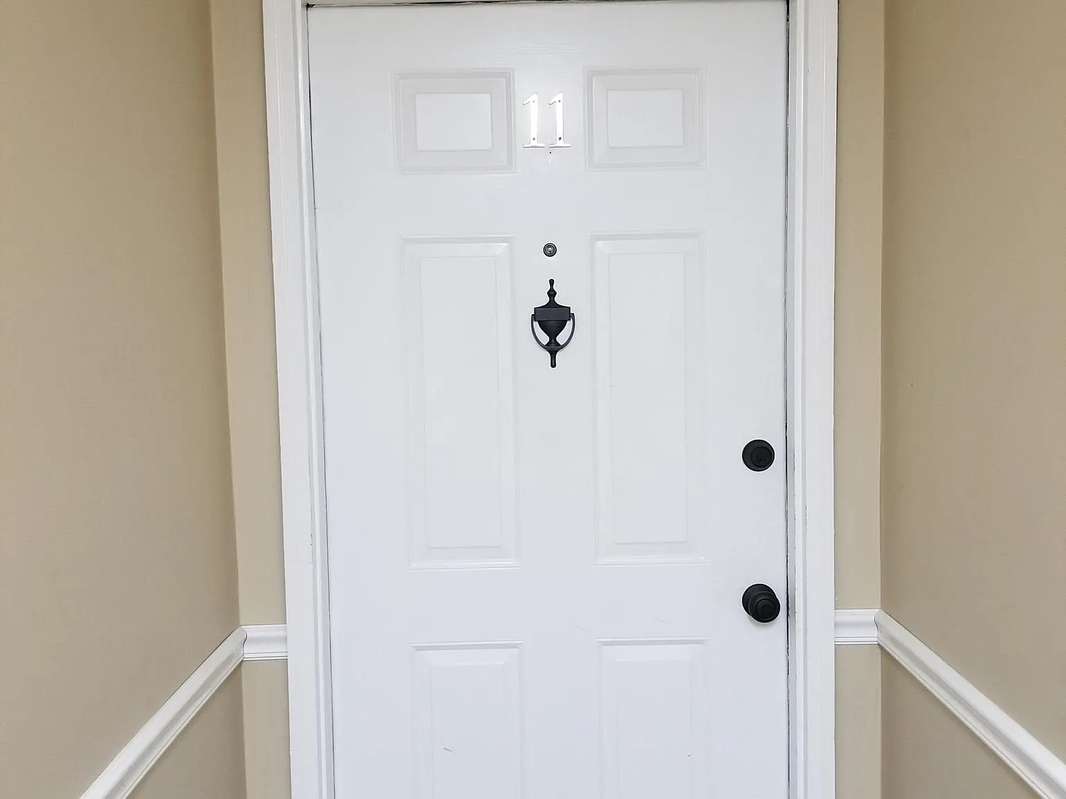1 bed, 750 sqft, $850 — Photo 1