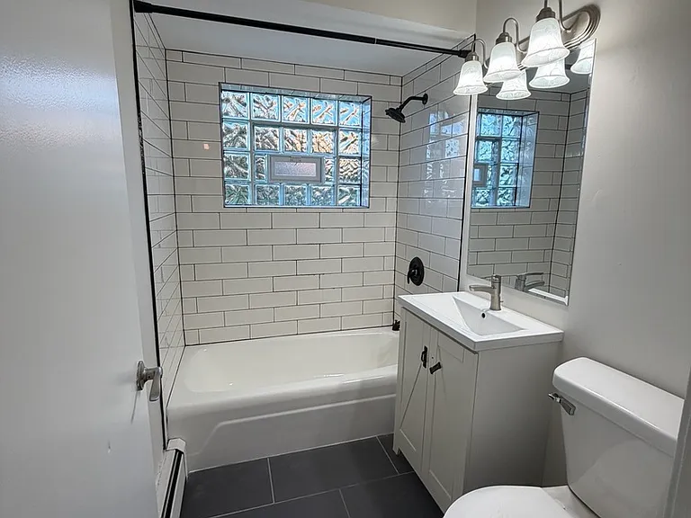 5331 S Kilbourn Ave #1 — Photo 8