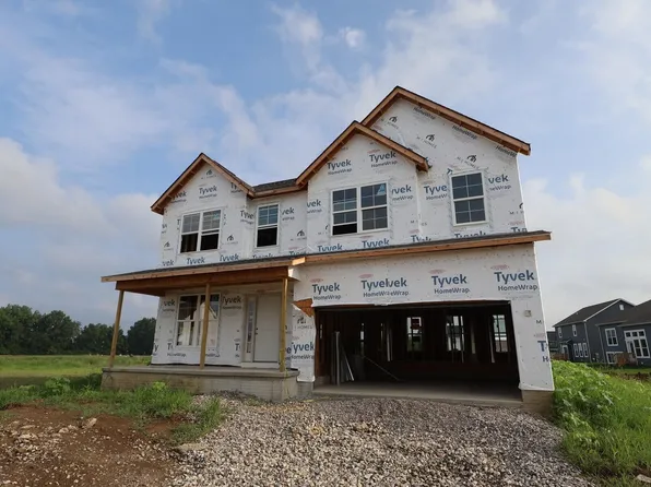 400 Royal Fern Ln, Lewis Center, OH 43035