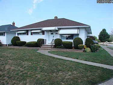 1st image of 29539 Vinewood Dr