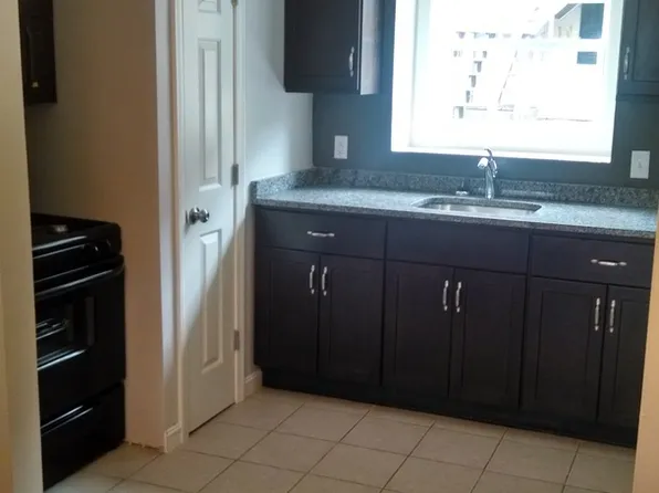 The Residences at Fall River, 65 Pickering St APT 10, Fall River, MA 02720