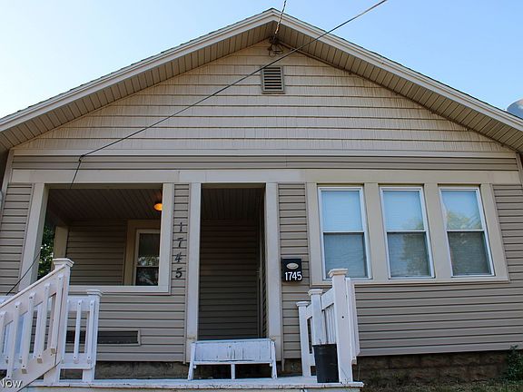 3rd image of 1745 Flint Ave