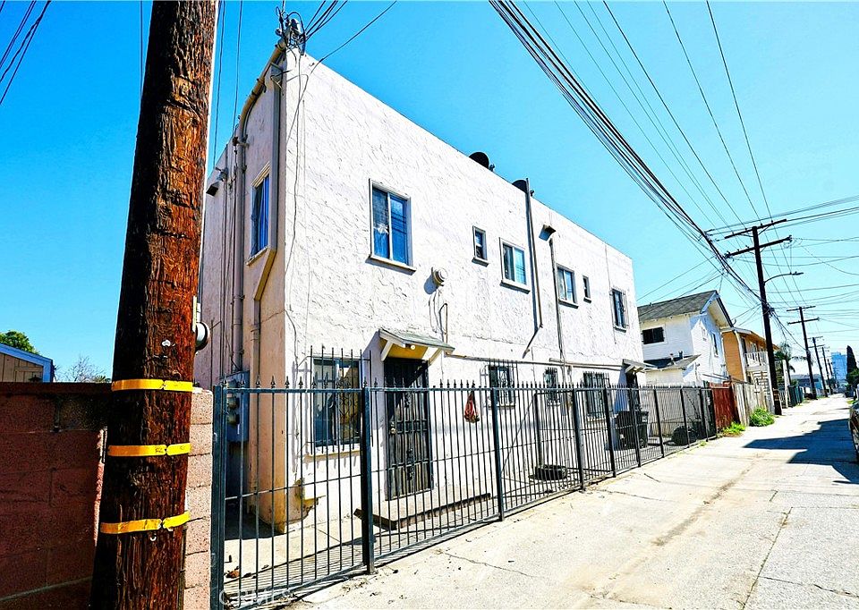 Building Photo 3