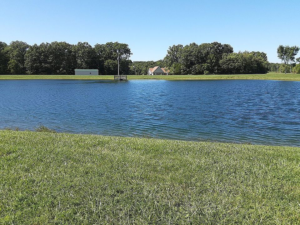 1st image of 21095 Golden Oaks Ln