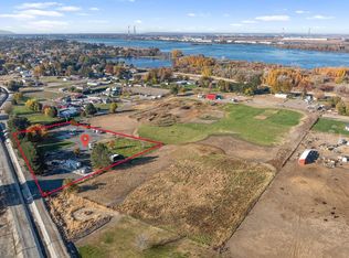 217215 E Finley Rd, Kennewick, WA 99337