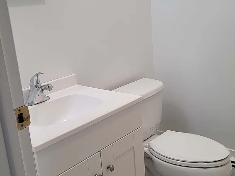 4 Elm St #5 — Photo 6