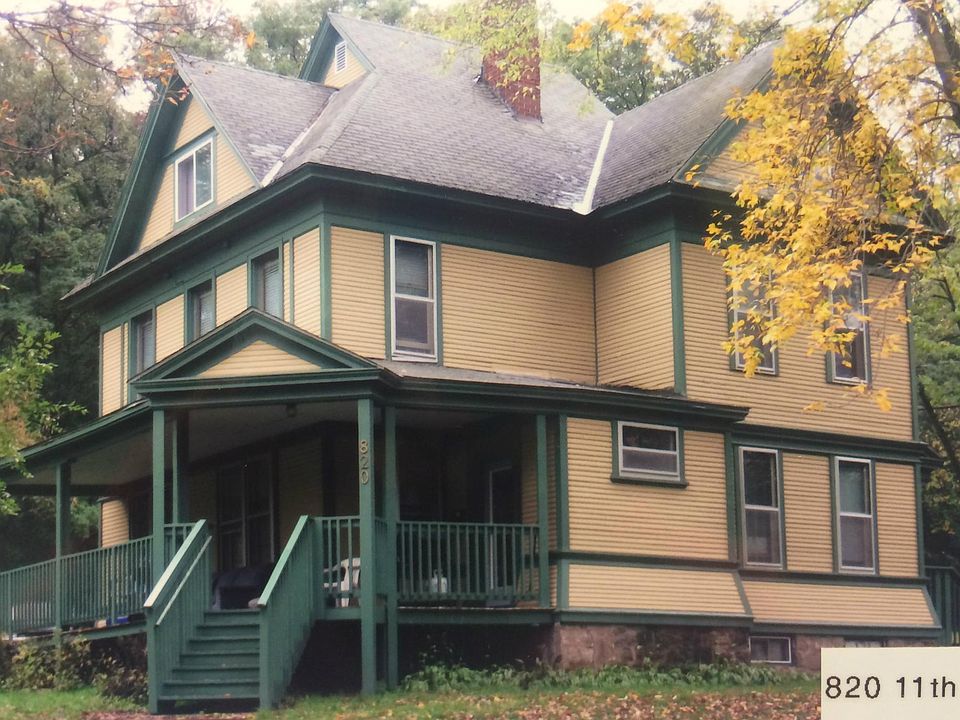 2nd image of 820 11th St E