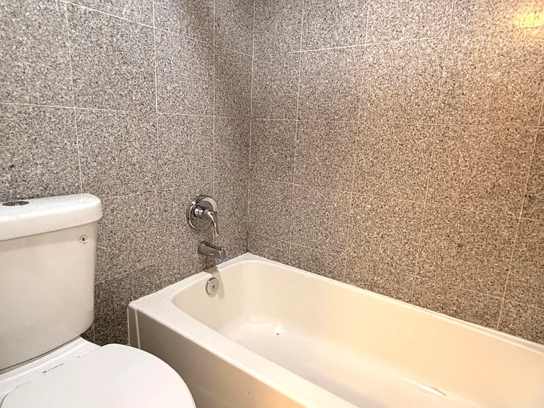Bathroom with a bathtub