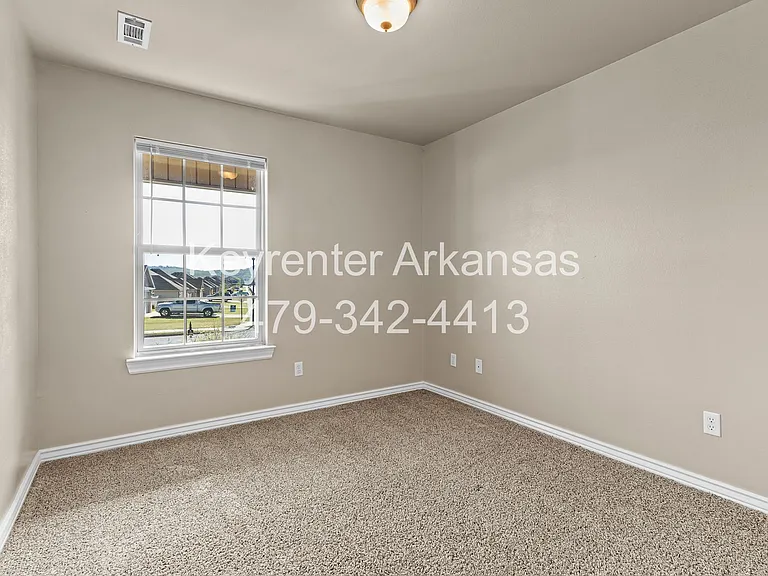 1041 Sara Beth St — Photo 18