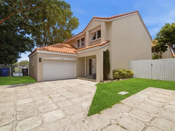 3715 Valais Dr, Hollywood, FL 33021