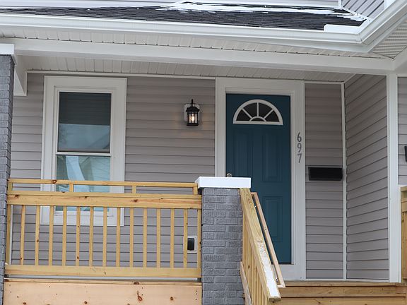 2nd image of 695-697 Reinhard Ave