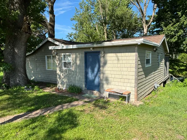 16379 Ebson Rd, Fulton, IL 61252