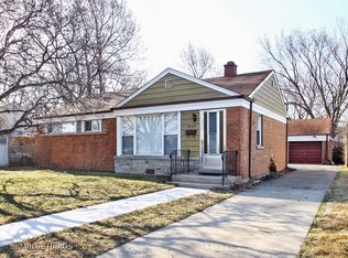 7049 Simpson St, Morton Grove, IL 60053