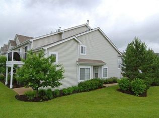 2200 Scott Ln #2200, Aurora, IL 60502