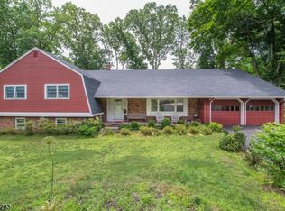 11 Rigby Ct, Wayne, NJ 07470