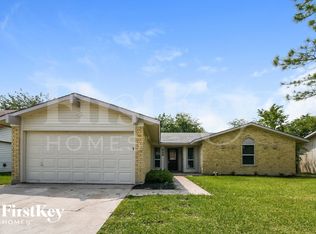 333 E Springdale Ln, Grand Prairie, TX 75052