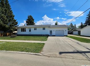 412 1st St E, Unity, SK S0K4L0