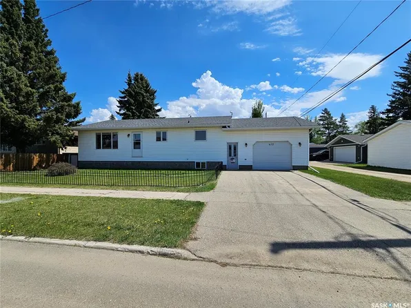 412 1st STREET E, Unity, SK S0K 4L0