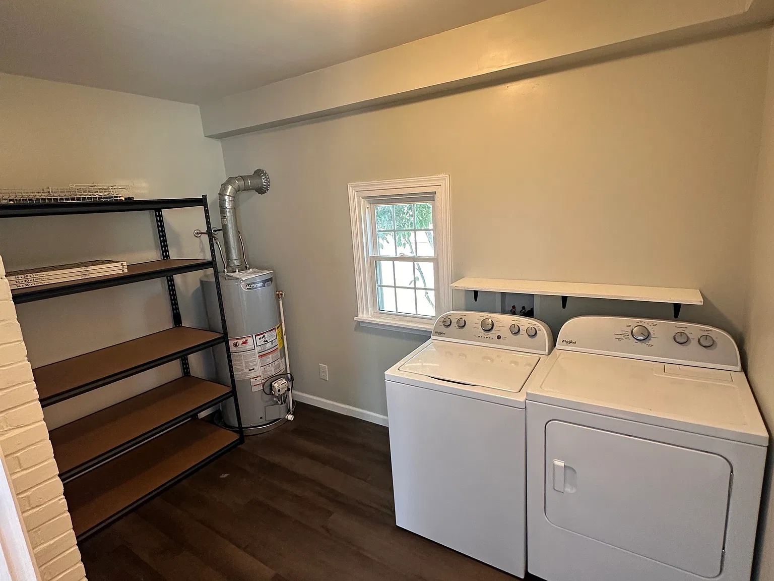 3 bed, 1.5 bath, 1596 sqft, $2,250 — Photo 4