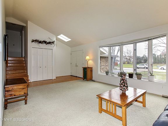 3rd image of 407 S Coolidge Ave