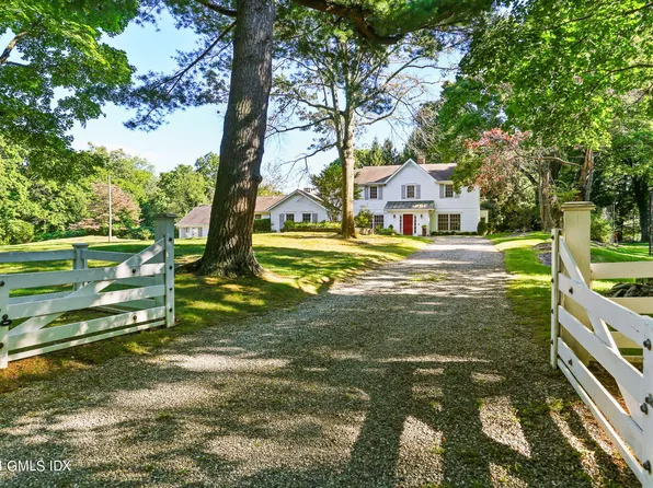 69 Calhoun Dr, Greenwich, CT 06831