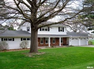 521 Matthews Ct, Oneida, IL 61467