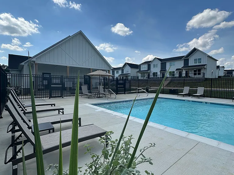 Buffalo Ridge Townhomes — Photo 3