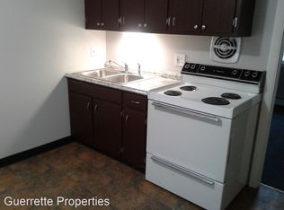 11 Neal St APT 11, Gardiner, ME 04345