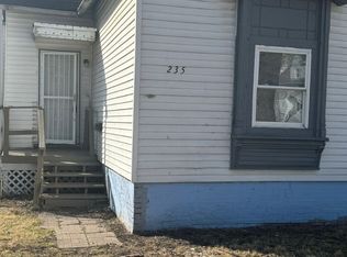 235 E Division St, Decatur, IL 62526