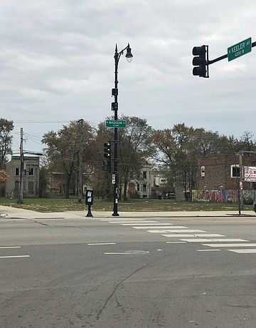 2nd image of 4205 W Madison St