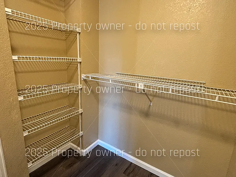 2010 S Xenia Way — Photo 25