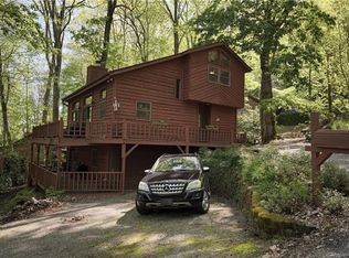 613 Summit Dr, Maggie Valley, NC 28751