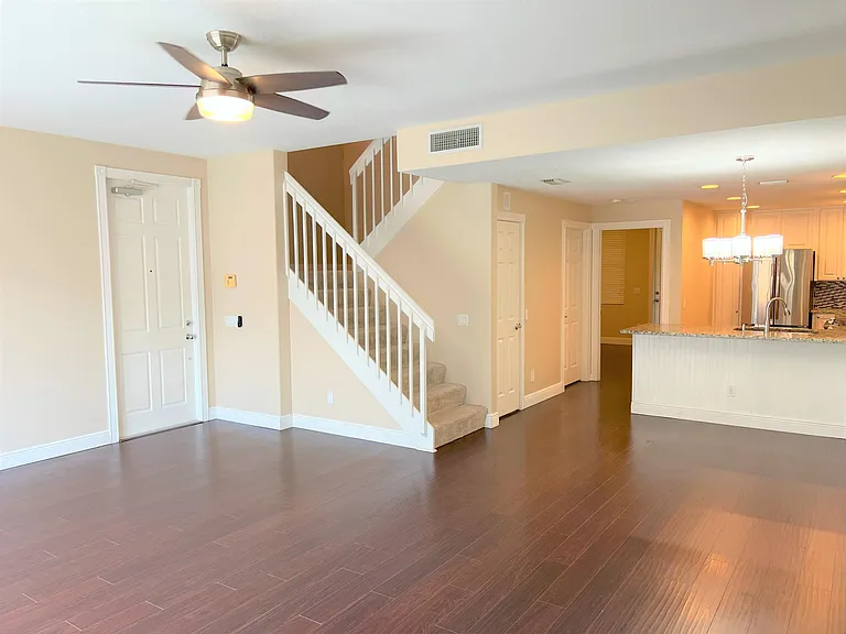 3368 Greenway Dr — Photo 14