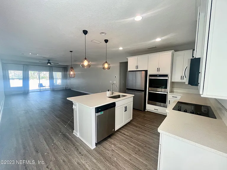 2117 Hawkeye Pl — Photo 7
